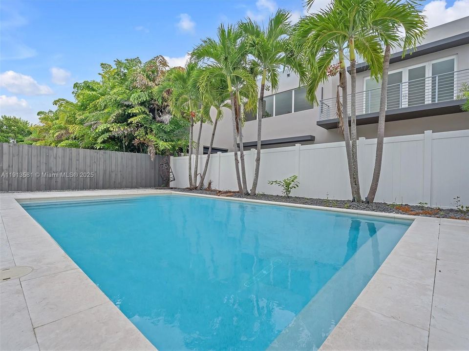 For Rent: $9,000 (4 beds, 4 baths, 3781 Square Feet)