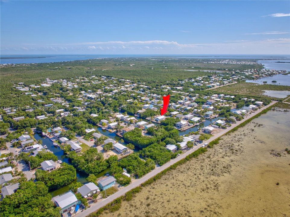 For Sale: $1,089,000 (2 beds, 1 baths, 1056 Square Feet)