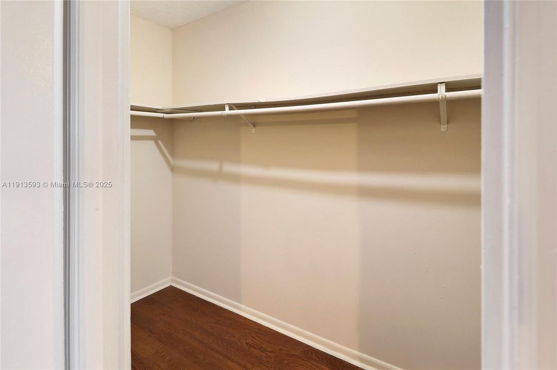 В аренду: $2,900 (5 спален, 2 ванн, 1520 Квадратных фут)