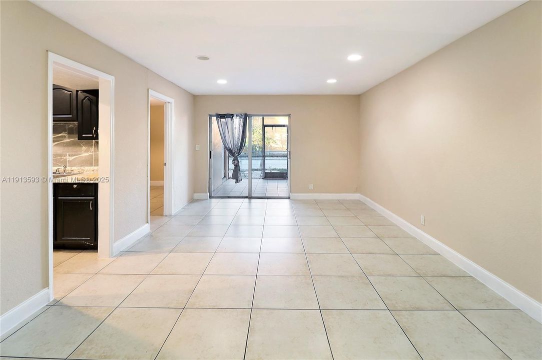 В аренду: $2,900 (5 спален, 2 ванн, 1520 Квадратных фут)