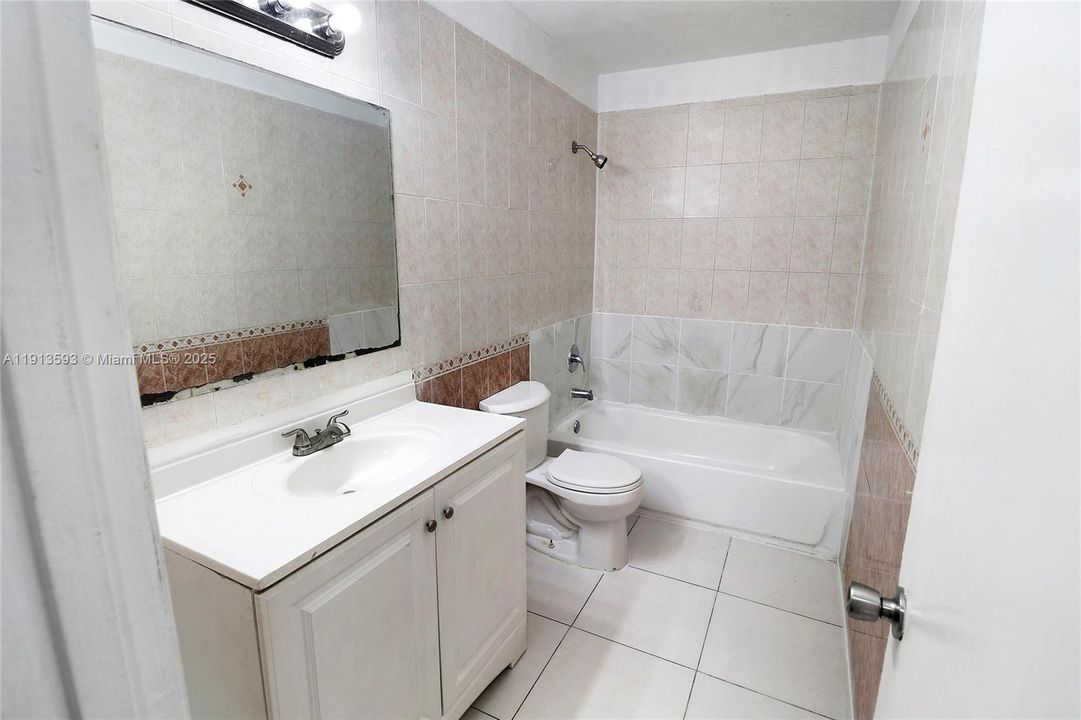 В аренду: $2,900 (5 спален, 2 ванн, 1520 Квадратных фут)