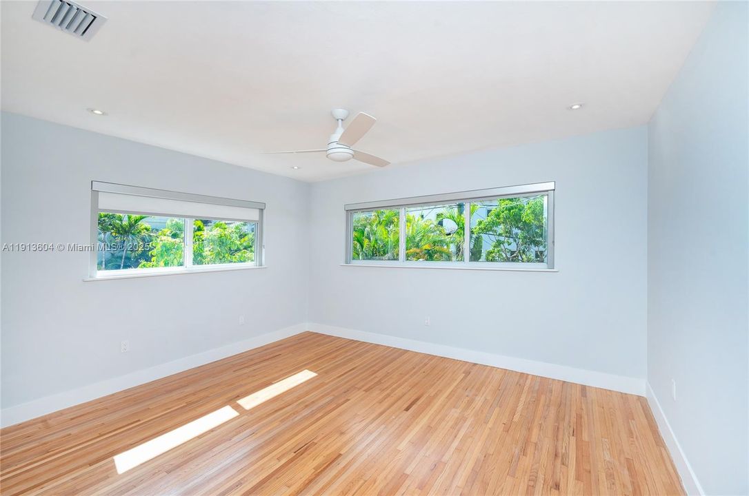 For Rent: $4,200 (2 beds, 2 baths, 1254 Square Feet)