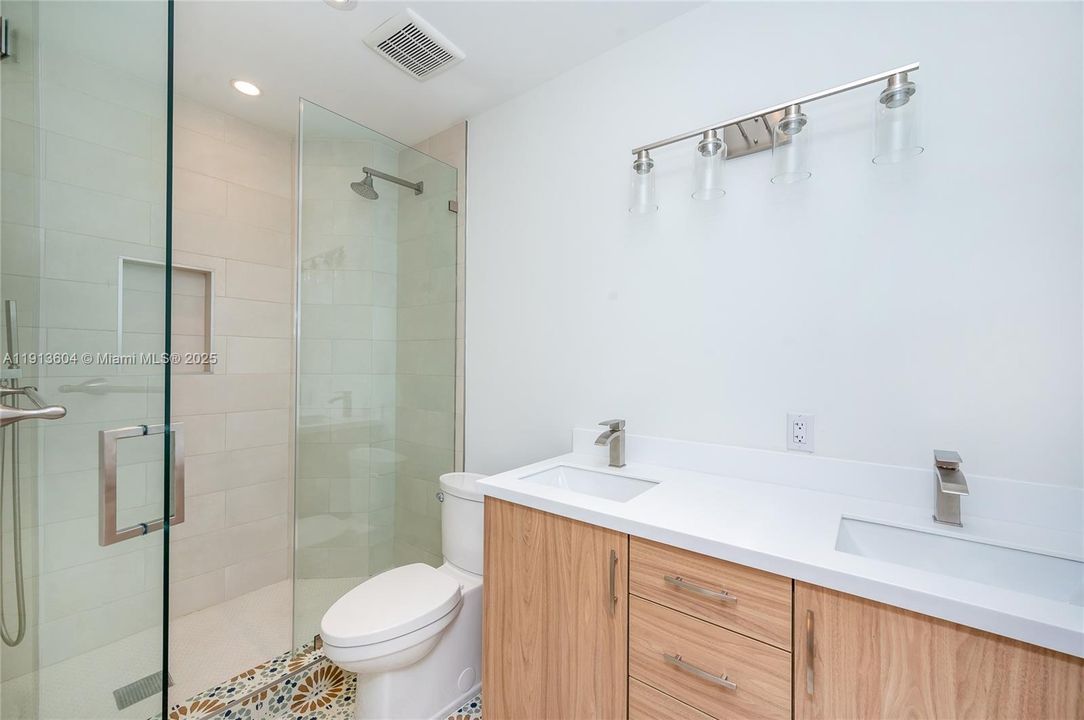 For Rent: $4,200 (2 beds, 2 baths, 1254 Square Feet)