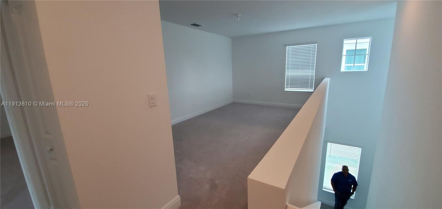 En Venta: $750,000 (5 camas, 3 baños, 2604 Pies cuadrados)