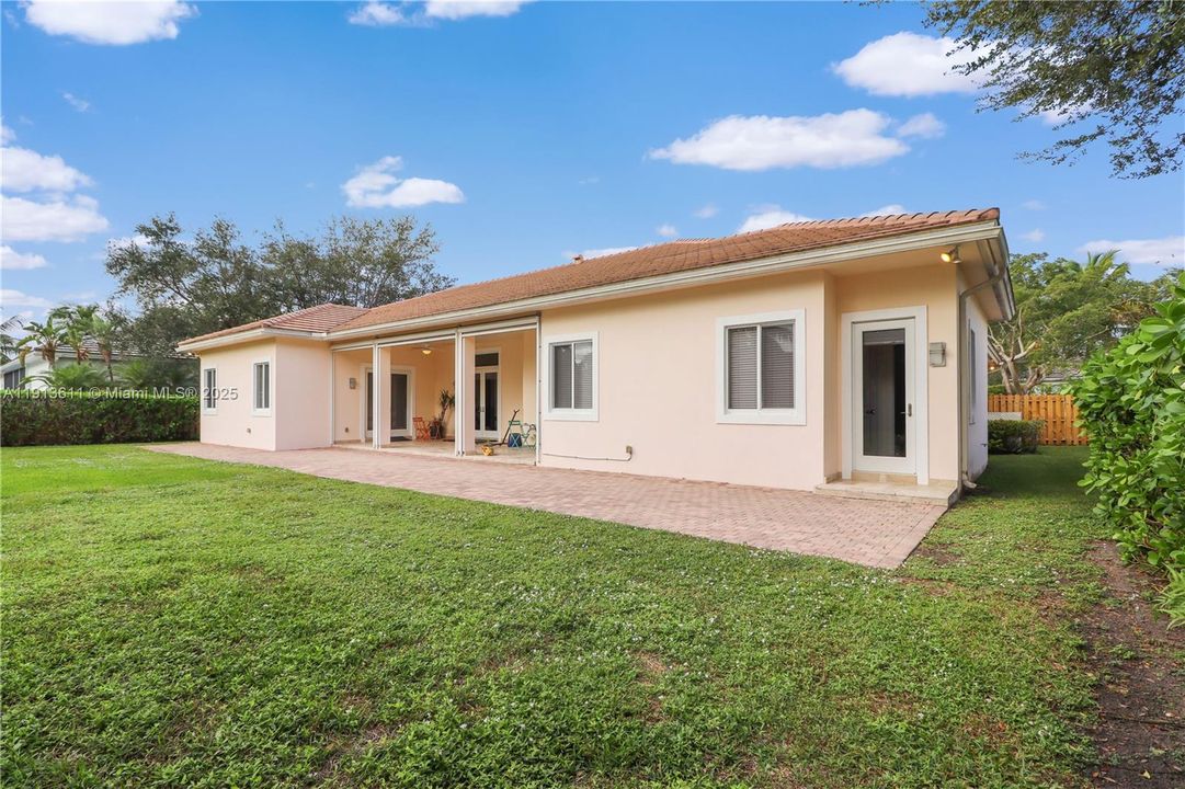 待售: $1,900,000 (4 贝兹, 4 浴室, 3452 平方英尺)