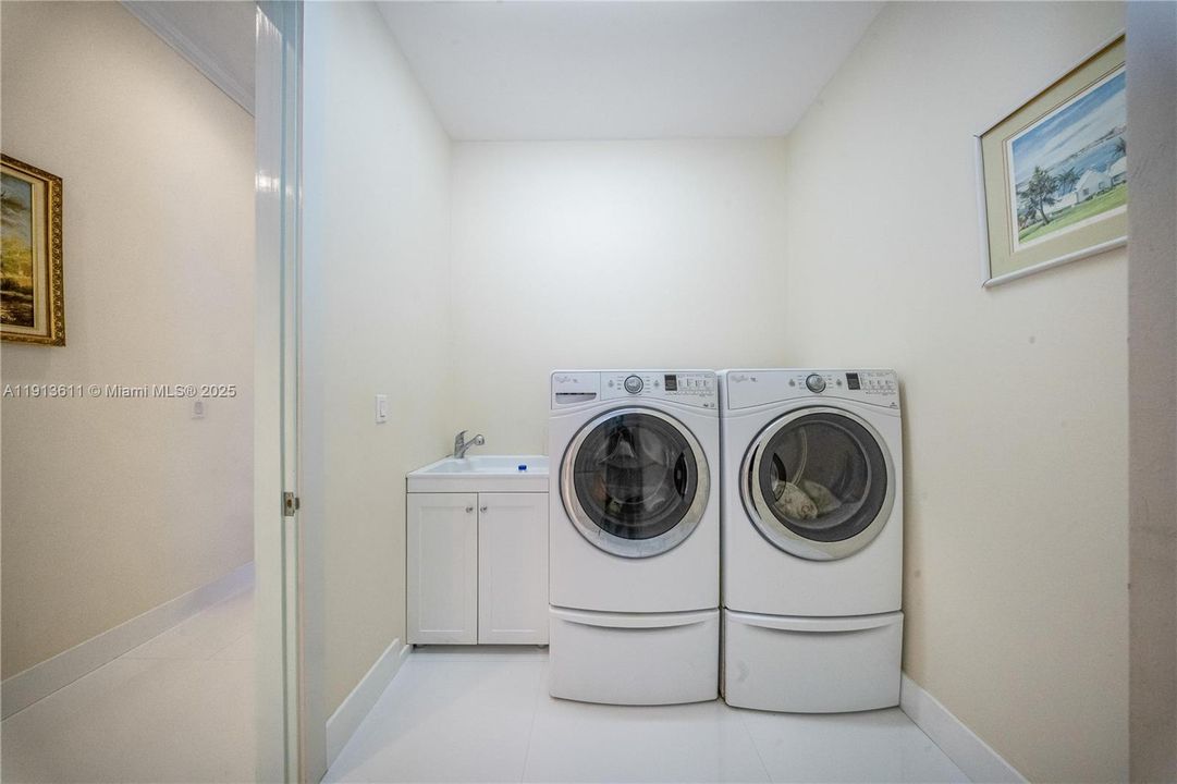 待售: $1,900,000 (4 贝兹, 4 浴室, 3452 平方英尺)