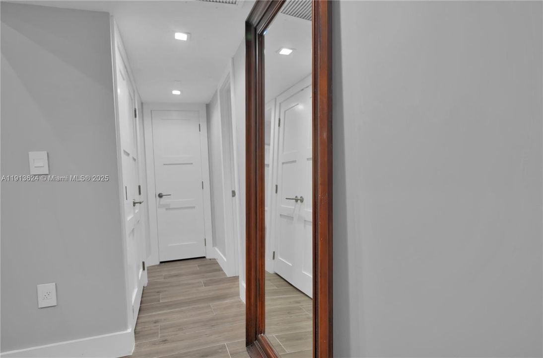 Activo con contrato: $2,950 (1 camas, 1 baños, 906 Pies cuadrados)