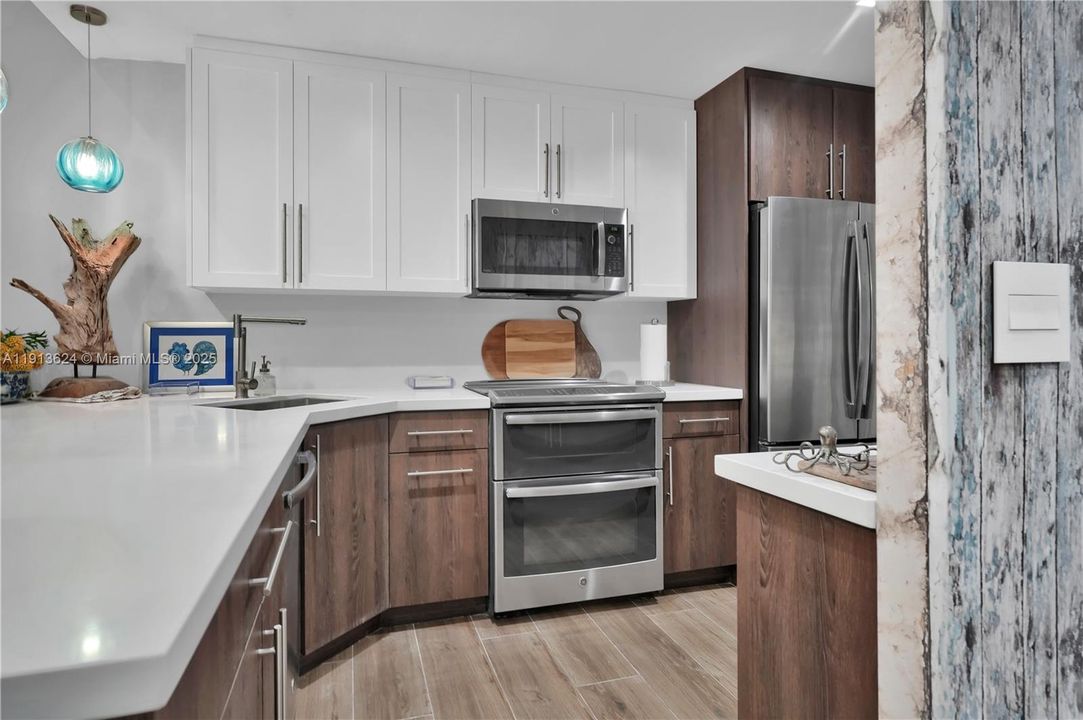 Activo con contrato: $2,950 (1 camas, 1 baños, 906 Pies cuadrados)