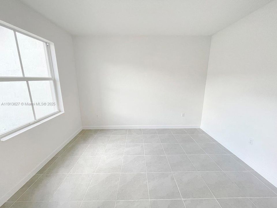 На продажу: $499,000 (3 спален, 2 ванн, 1483 Квадратных фут)