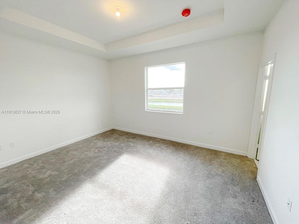 На продажу: $499,000 (3 спален, 2 ванн, 1483 Квадратных фут)