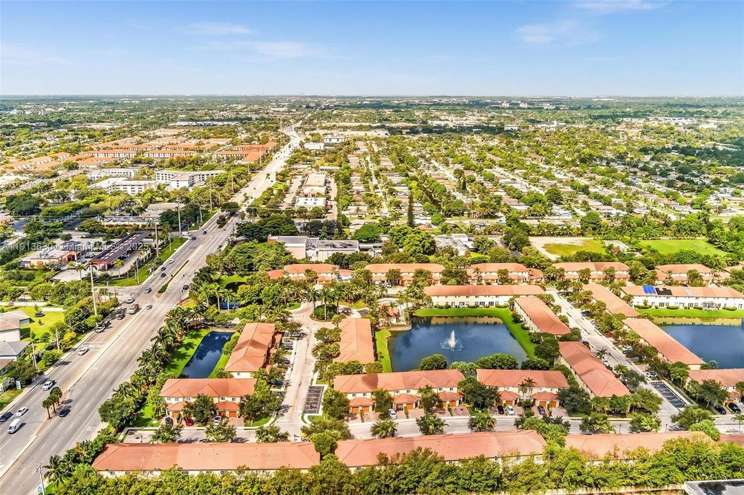 Active With Contract: $408,999 (3 beds, 2 baths, 1514 Square Feet)