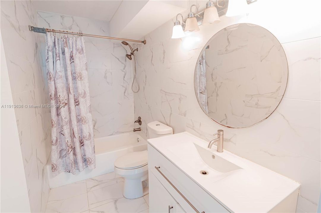 На продажу: $250,000 (1 спален, 1 ванн, 780 Квадратных фут)