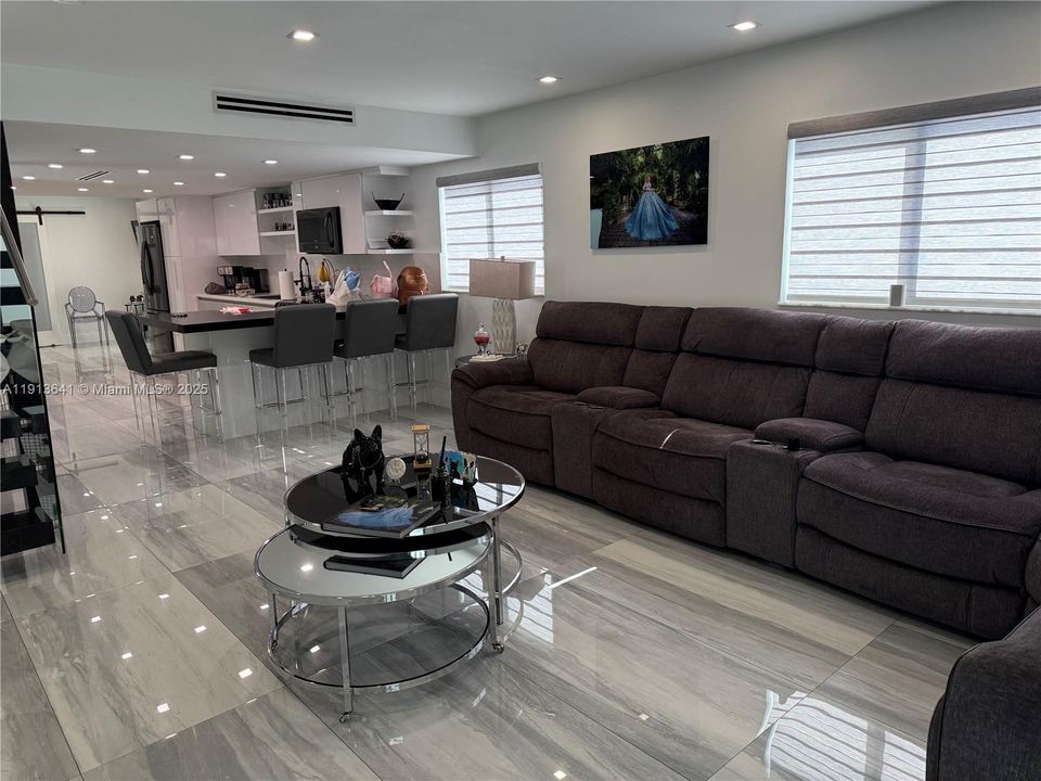 For Sale: $650,000 (4 beds, 2 baths, 1740 Square Feet)