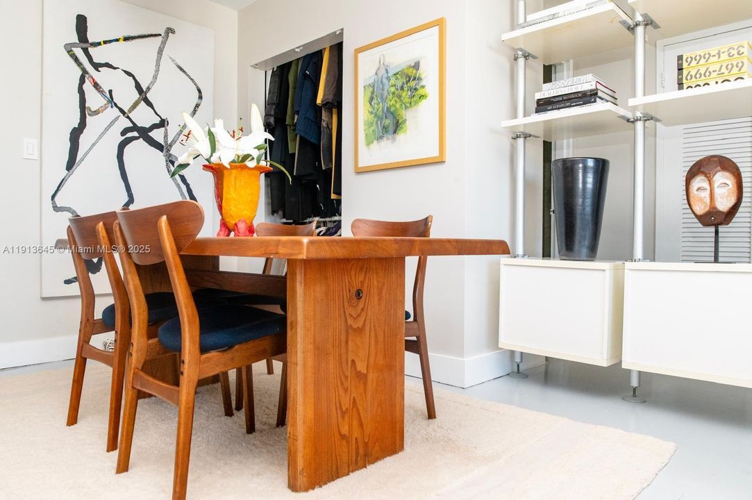 En Venta: $379,000 (0 camas, 1 baños, 776 Pies cuadrados)