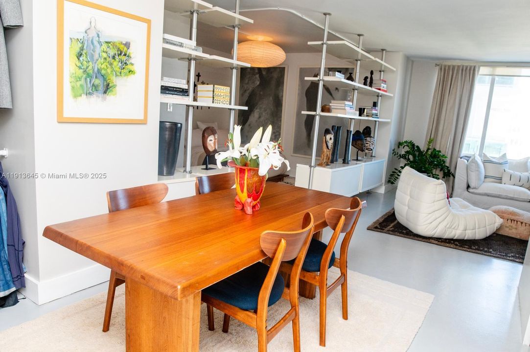 En Venta: $379,000 (0 camas, 1 baños, 776 Pies cuadrados)