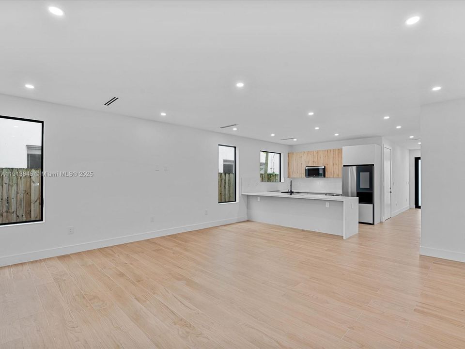 Active With Contract: $1,190,000 (3 beds, 2 baths, 1871 Square Feet)