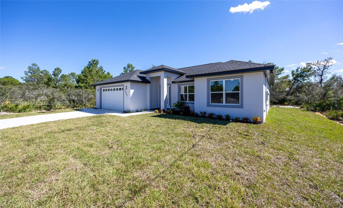 For Sale: $340,000 (3 beds, 2 baths, 1488 Square Feet)