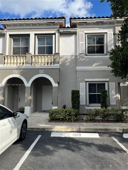 For Sale: $420,000 (3 beds, 2 baths, 1505 Square Feet)