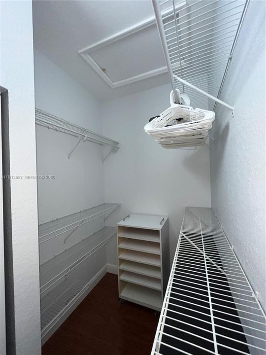 For Sale: $420,000 (3 beds, 2 baths, 1505 Square Feet)