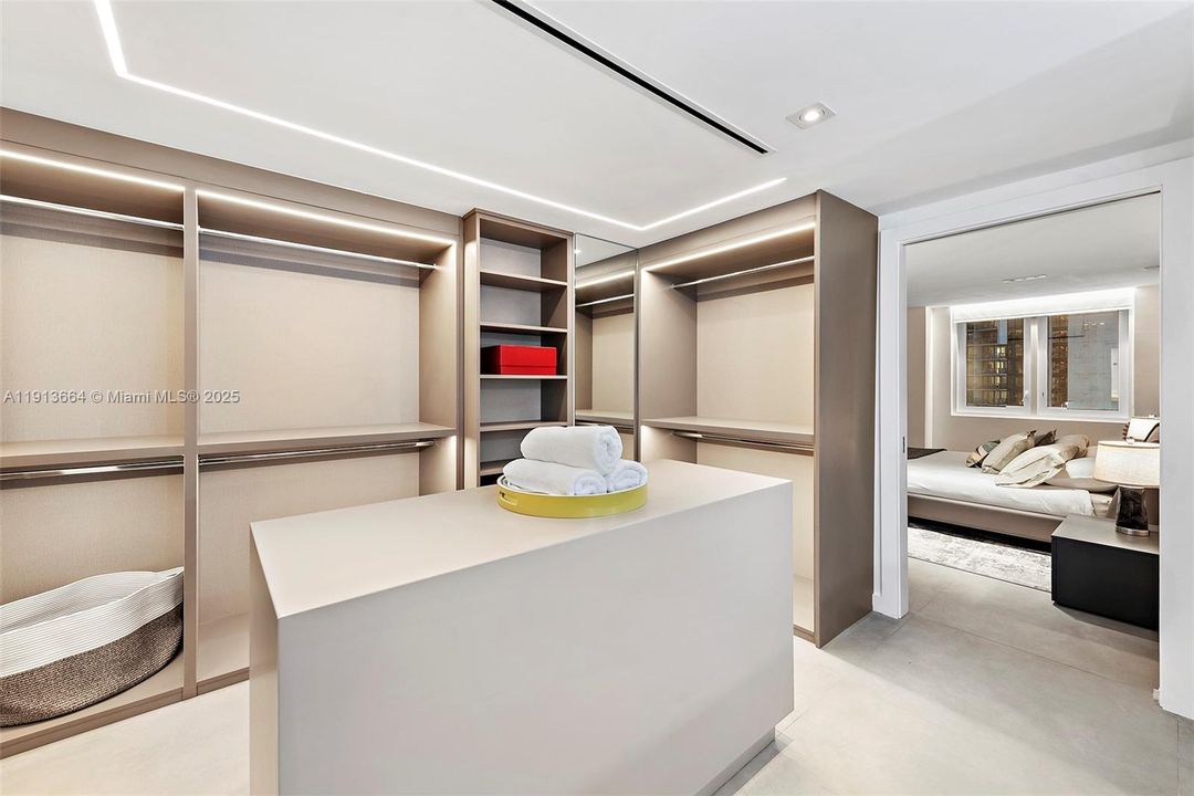 待售: $3,490,000 (2 贝兹, 2 浴室, 0 平方英尺)