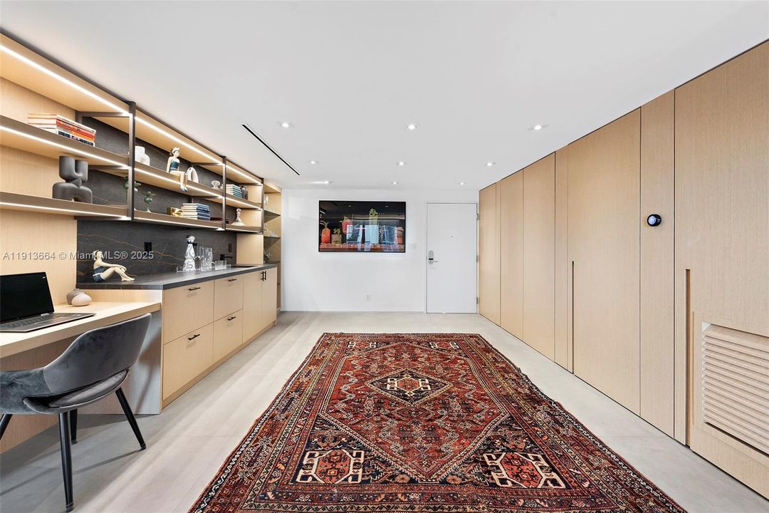 待售: $3,490,000 (2 贝兹, 2 浴室, 0 平方英尺)