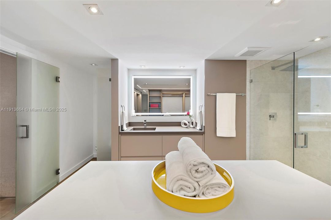 待售: $3,490,000 (2 贝兹, 2 浴室, 0 平方英尺)