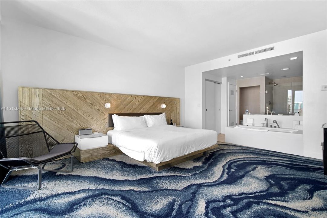 For Rent: $7,800 (2 beds, 2 baths, 1329 Square Feet)