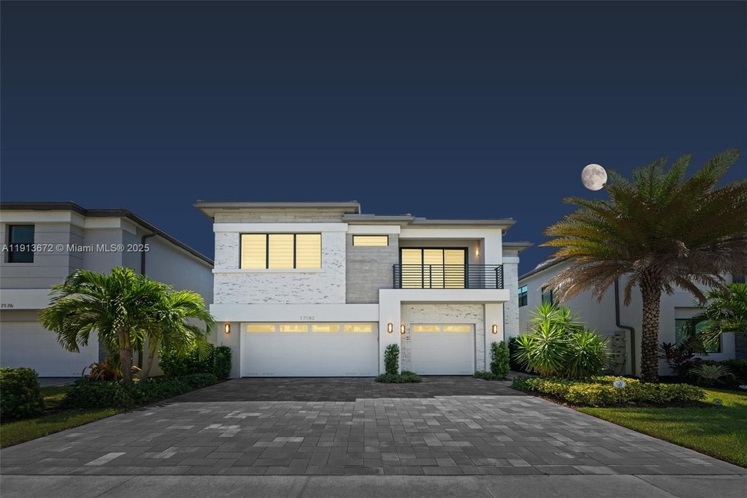 For Sale: $1,899,995 (5 beds, 5 baths, 3687 Square Feet)