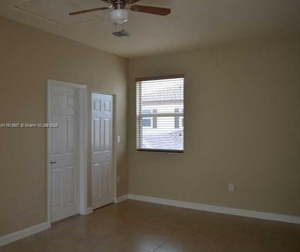 For Rent: $1,700 (1 beds, 1 baths, 2312 Square Feet)
