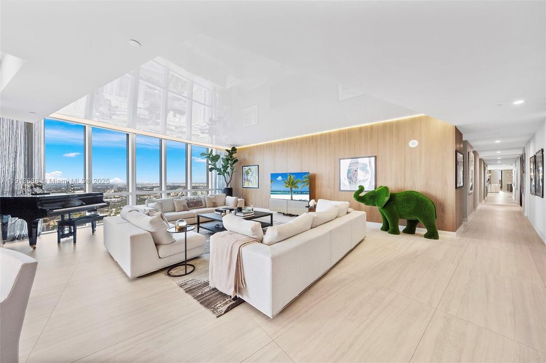 For Sale: $3,750,000 (5 beds, 5 baths, 3312 Square Feet)