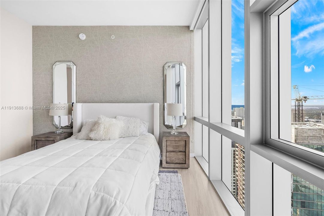 For Sale: $3,750,000 (5 beds, 5 baths, 3312 Square Feet)