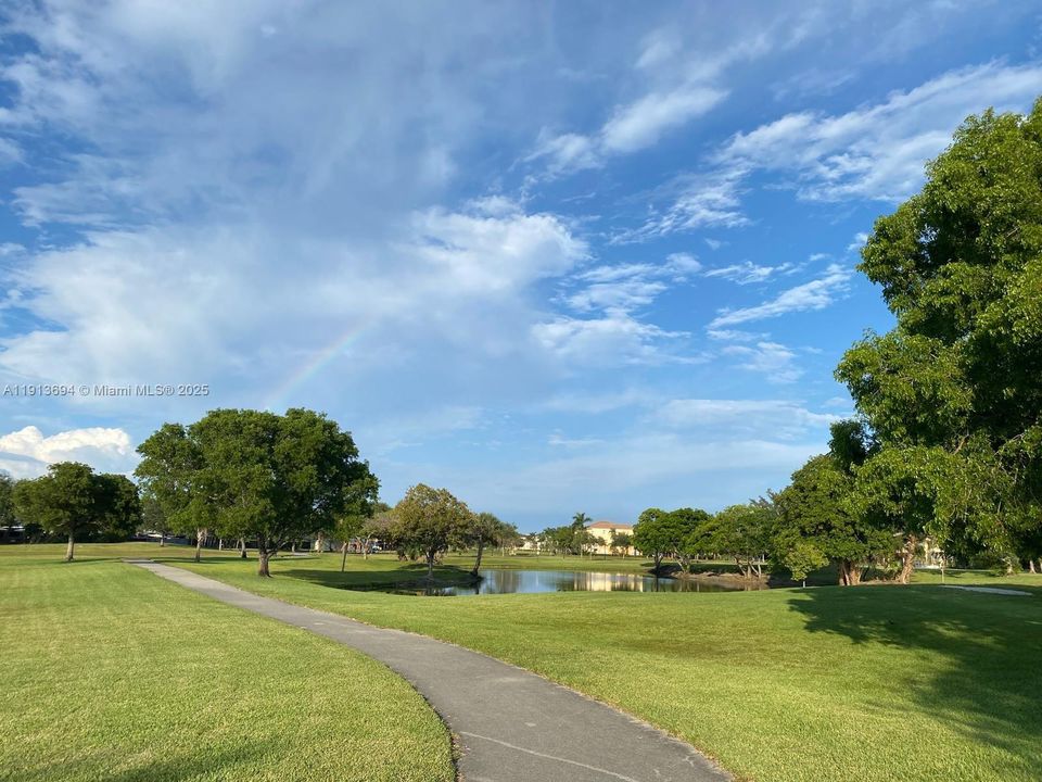 For Sale: $465,000 (3 beds, 2 baths, 1565 Square Feet)