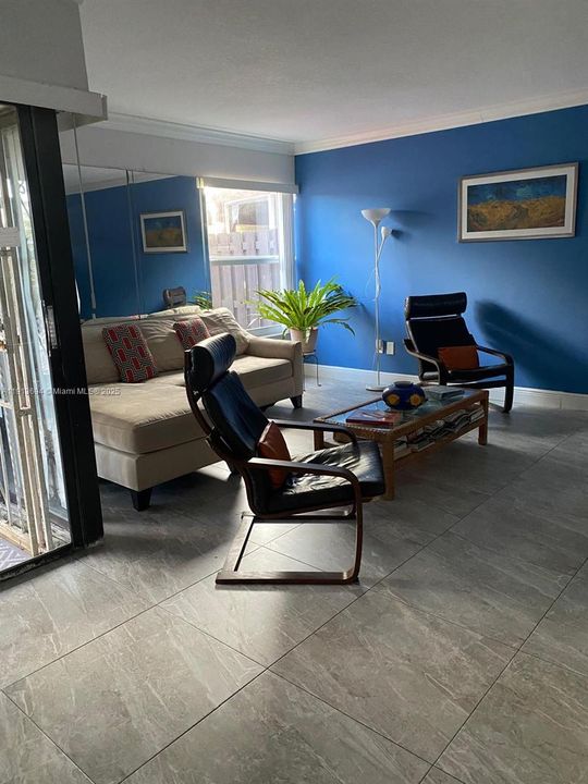 For Sale: $465,000 (3 beds, 2 baths, 1565 Square Feet)