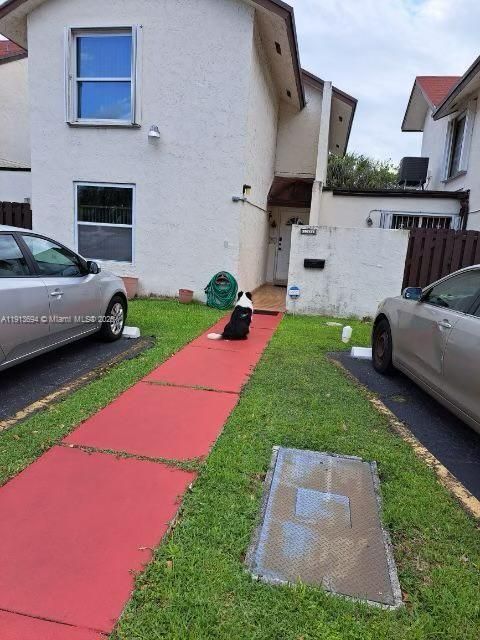 For Sale: $465,000 (3 beds, 2 baths, 1565 Square Feet)