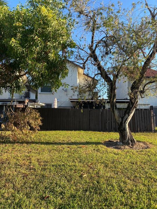 For Sale: $465,000 (3 beds, 2 baths, 1565 Square Feet)