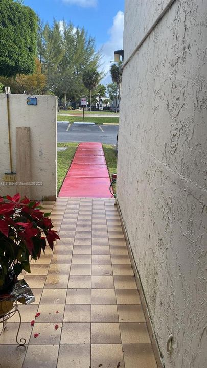 For Sale: $465,000 (3 beds, 2 baths, 1565 Square Feet)