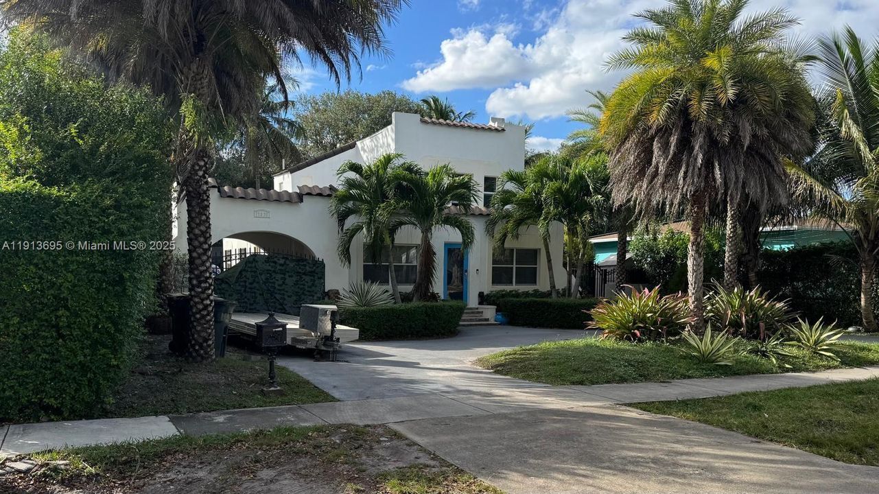 待售: $925,000 (5 贝兹, 3 浴室, 2838 平方英尺)