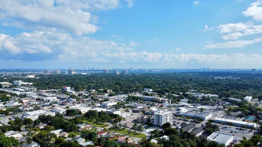 待售: $925,000 (5 贝兹, 3 浴室, 2838 平方英尺)