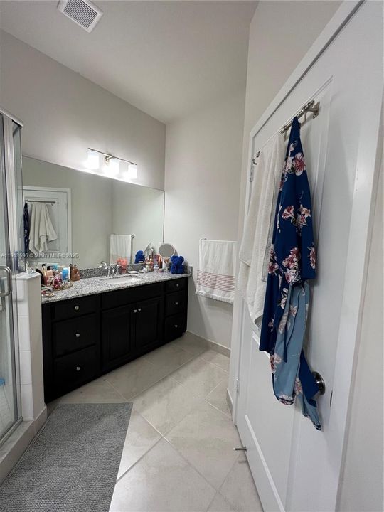 En Venta: $430,000 (3 camas, 2 baños, 0 Pies cuadrados)