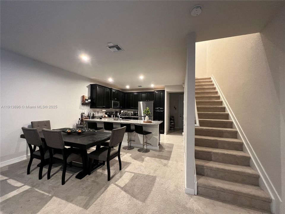 En Venta: $430,000 (3 camas, 2 baños, 0 Pies cuadrados)