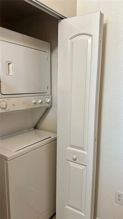 Recientemente alquilado: $2,250 (1 camas, 1 baños, 863 Pies cuadrados)