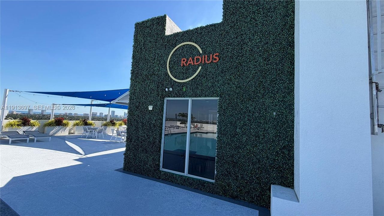 Recientemente alquilado: $2,250 (1 camas, 1 baños, 863 Pies cuadrados)