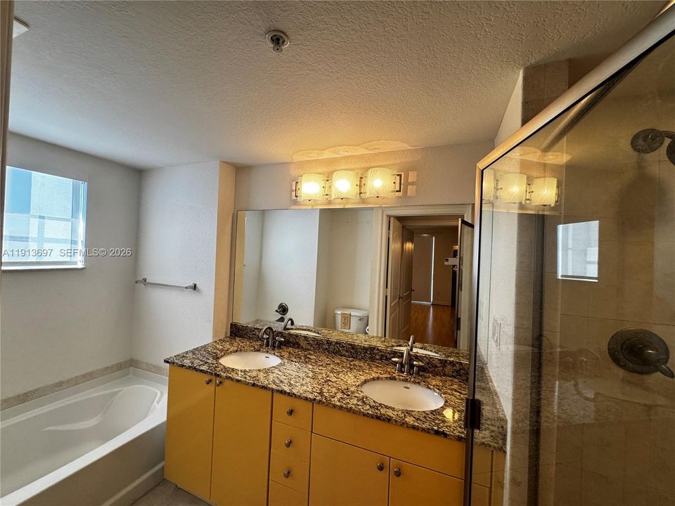 Recientemente alquilado: $2,250 (1 camas, 1 baños, 863 Pies cuadrados)