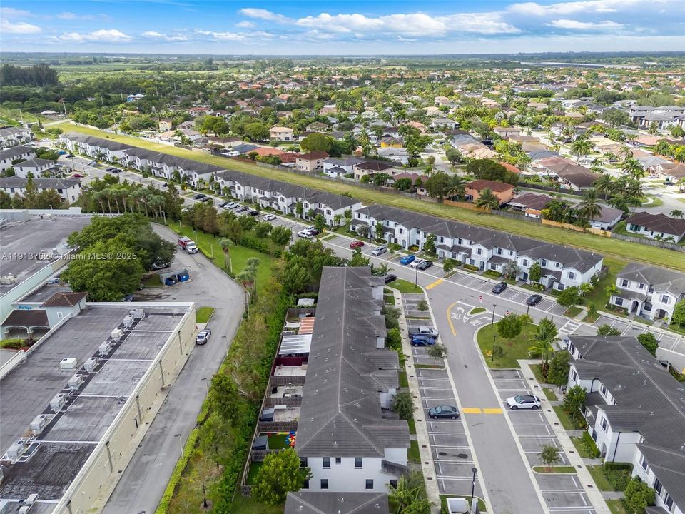 For Sale: $490,000 (3 beds, 2 baths, 1321 Square Feet)