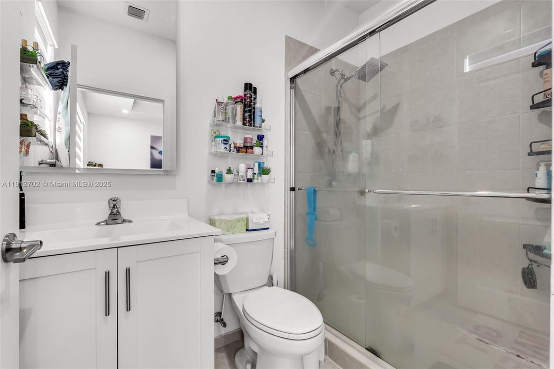 For Sale: $490,000 (3 beds, 2 baths, 1321 Square Feet)