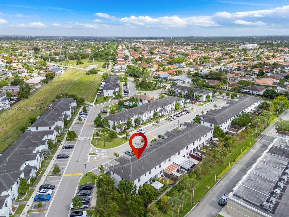 For Sale: $490,000 (3 beds, 2 baths, 1321 Square Feet)