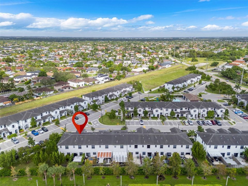 For Sale: $490,000 (3 beds, 2 baths, 1321 Square Feet)