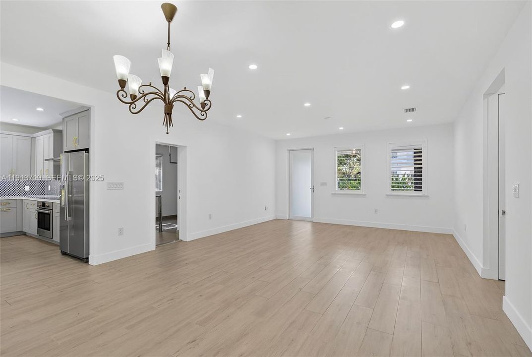 For Sale: $1,650,000 (3 beds, 2 baths, 1718 Square Feet)