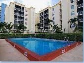 For Sale: $195,000 (1 beds, 1 baths, 778 Square Feet)