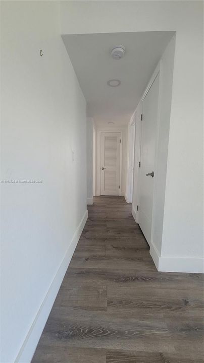 Recently Rented: $2,450 (2 beds, 2 baths, 900 Square Feet)